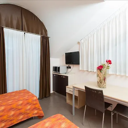 Ferienhaus Residenza Regina Monza